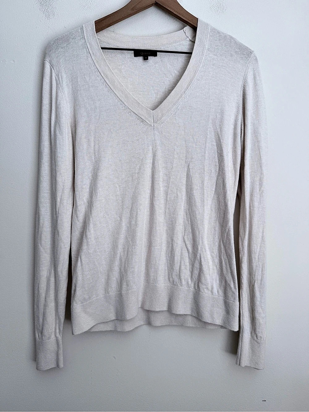 Quince V-Neck Sweater cream Size Medium